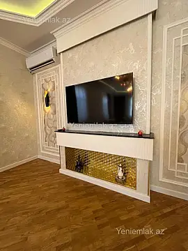 Satılır 8 otaqlı həyət evi 415 m²