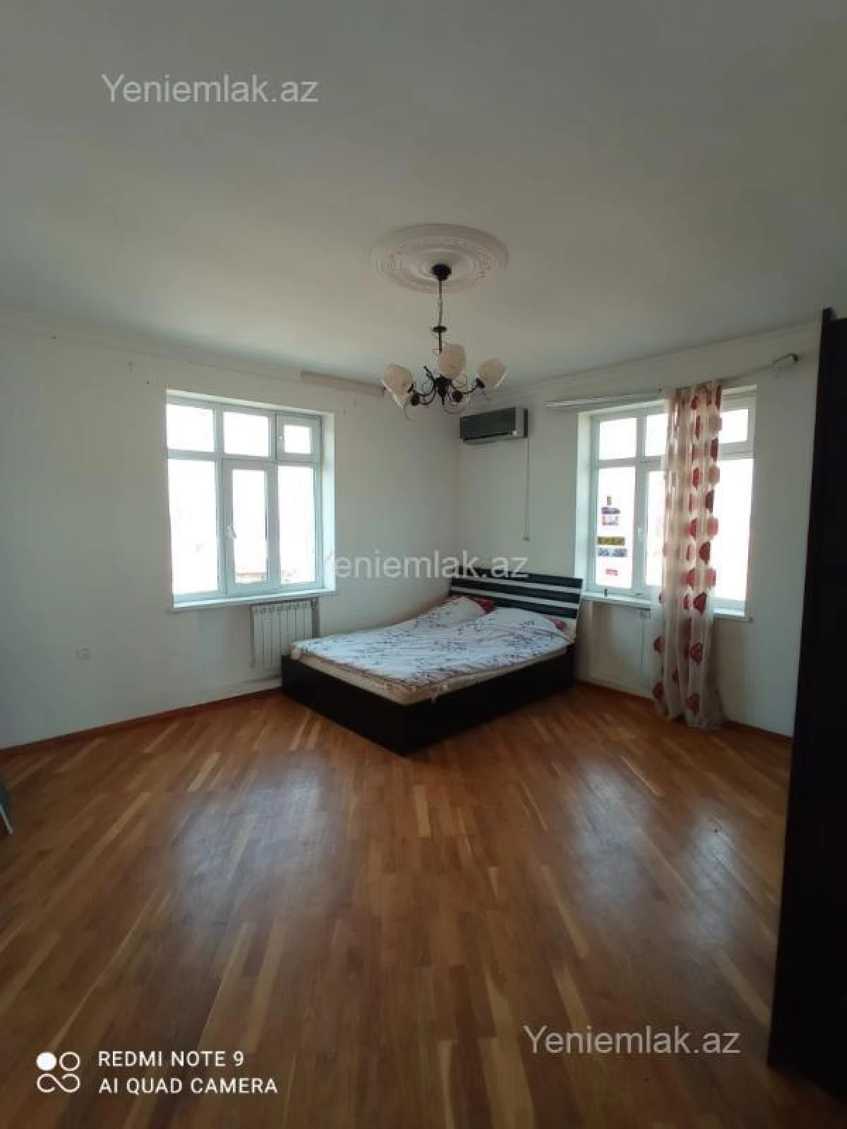 Satılır 5 otaqlı həyət evi 220 m²