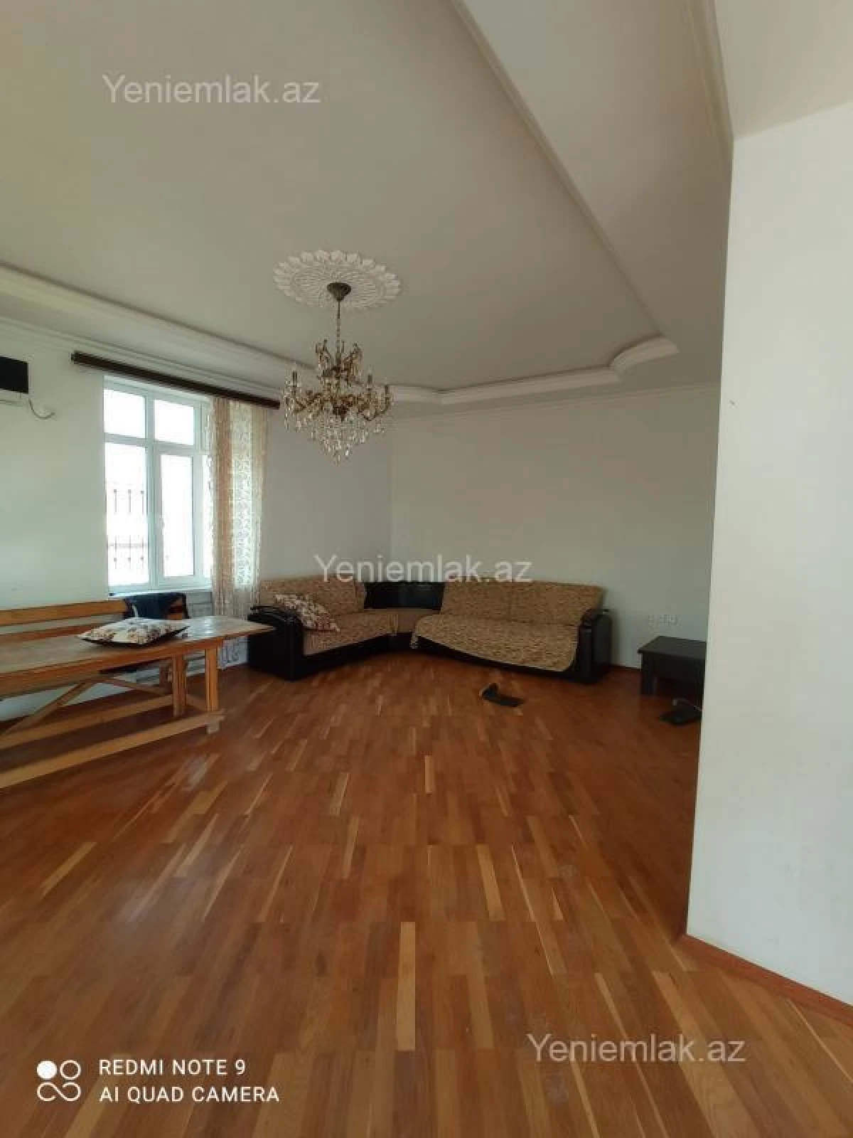 Satılır 5 otaqlı həyət evi 220 m²