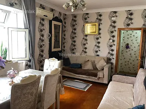 Satılır 3 otaqlı köhnə tikili 62 m² — Sumqayıt, 7-ci mikrorayon 3 otaq 62.00 m²