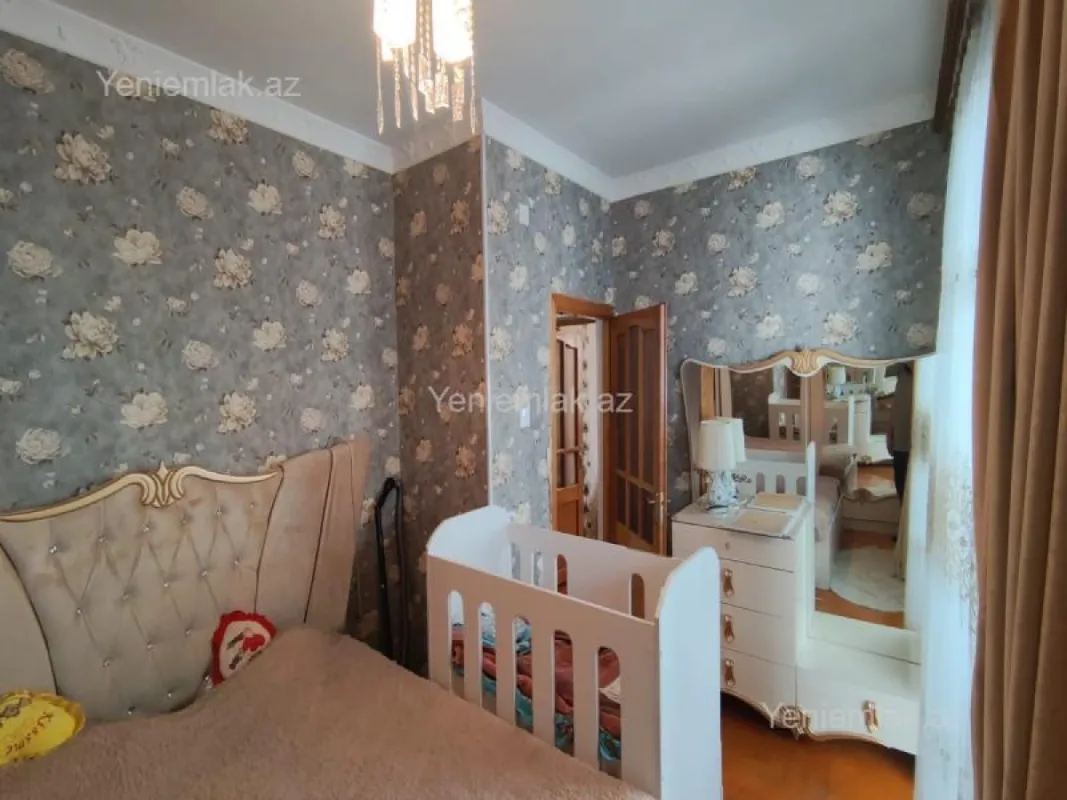 Satılır 3 otaqlı köhnə tikili 62 m²