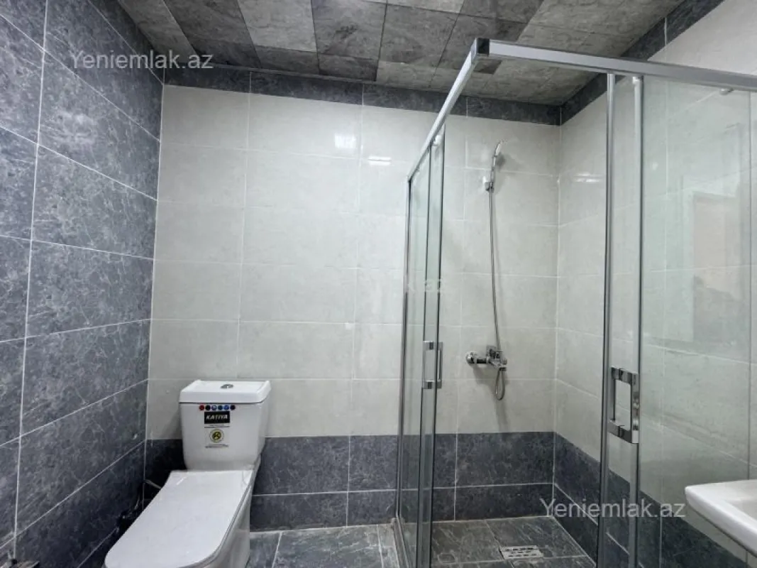 Satılır 3 otaqlı yeni tikili 115 m²
