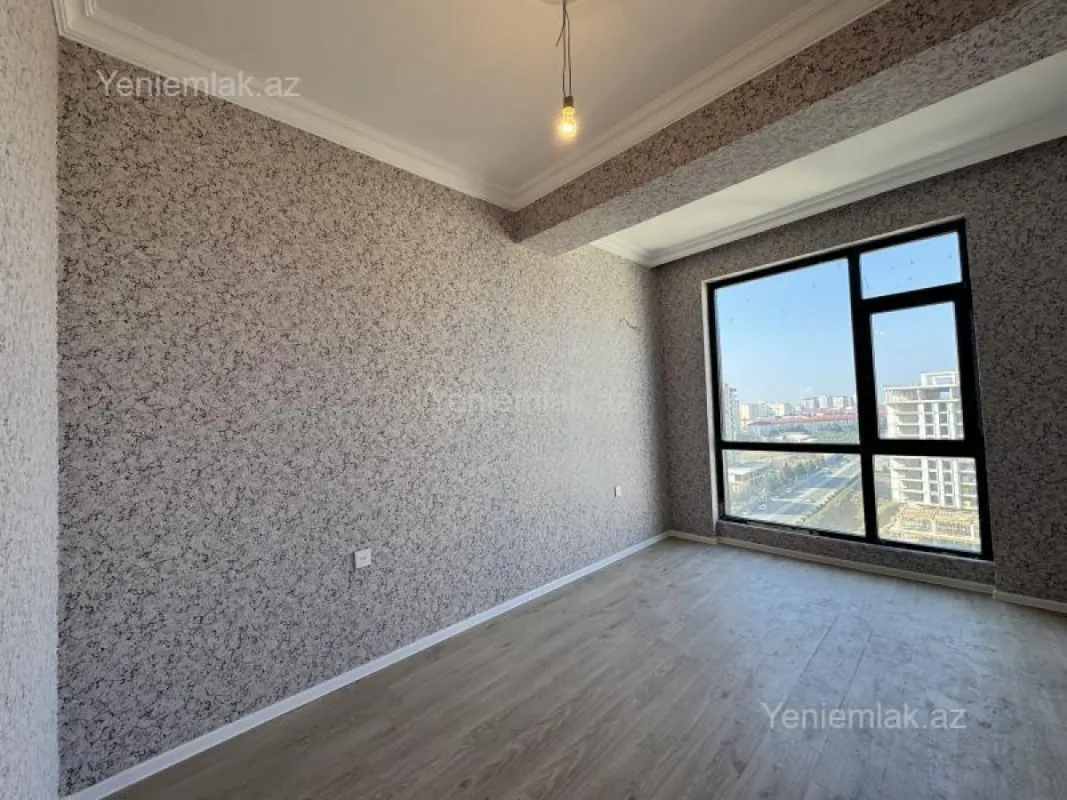 Satılır 3 otaqlı yeni tikili 115 m²