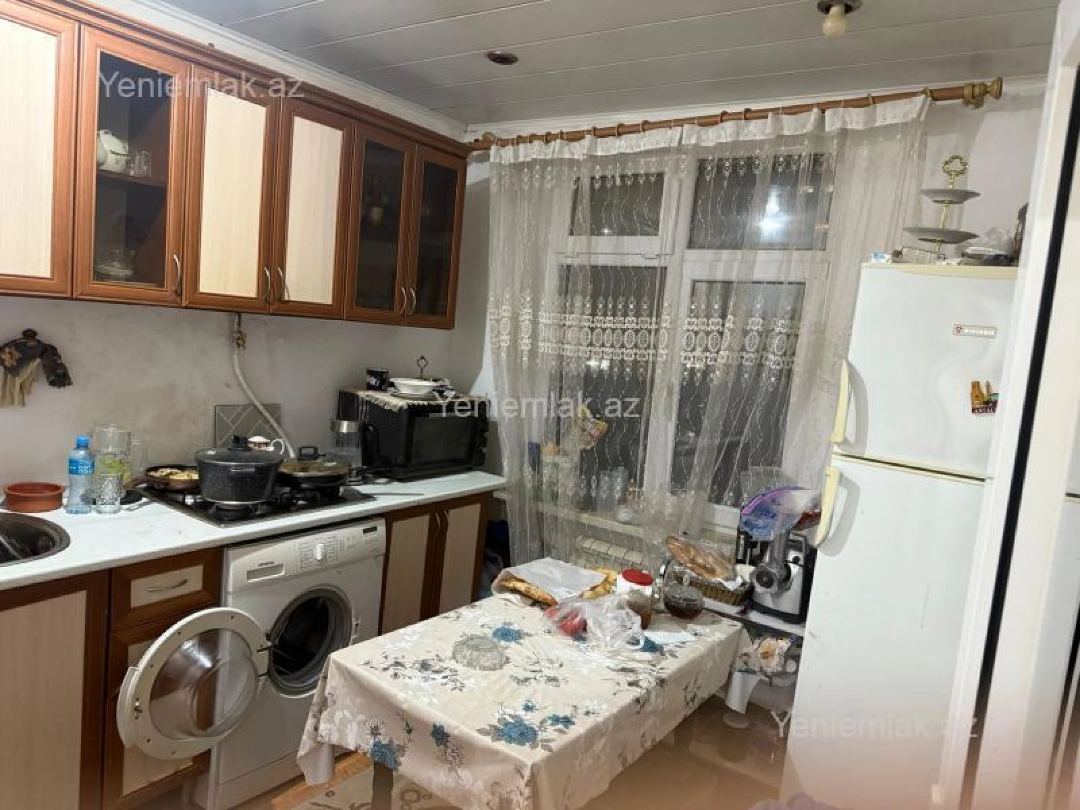 Satılır 1 otaqlı köhnə tikili 40 m²