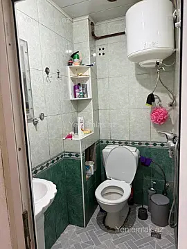 Satılır 1 otaqlı köhnə tikili 40 m²