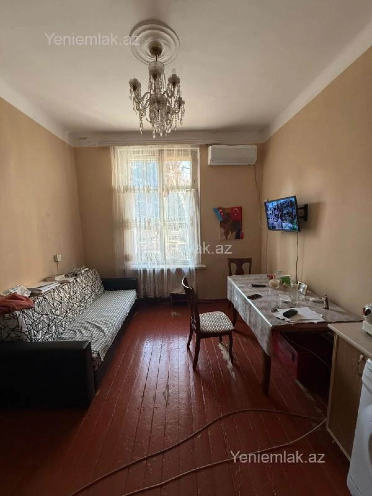 Satılır 2 otaqlı köhnə tikili 28 m²