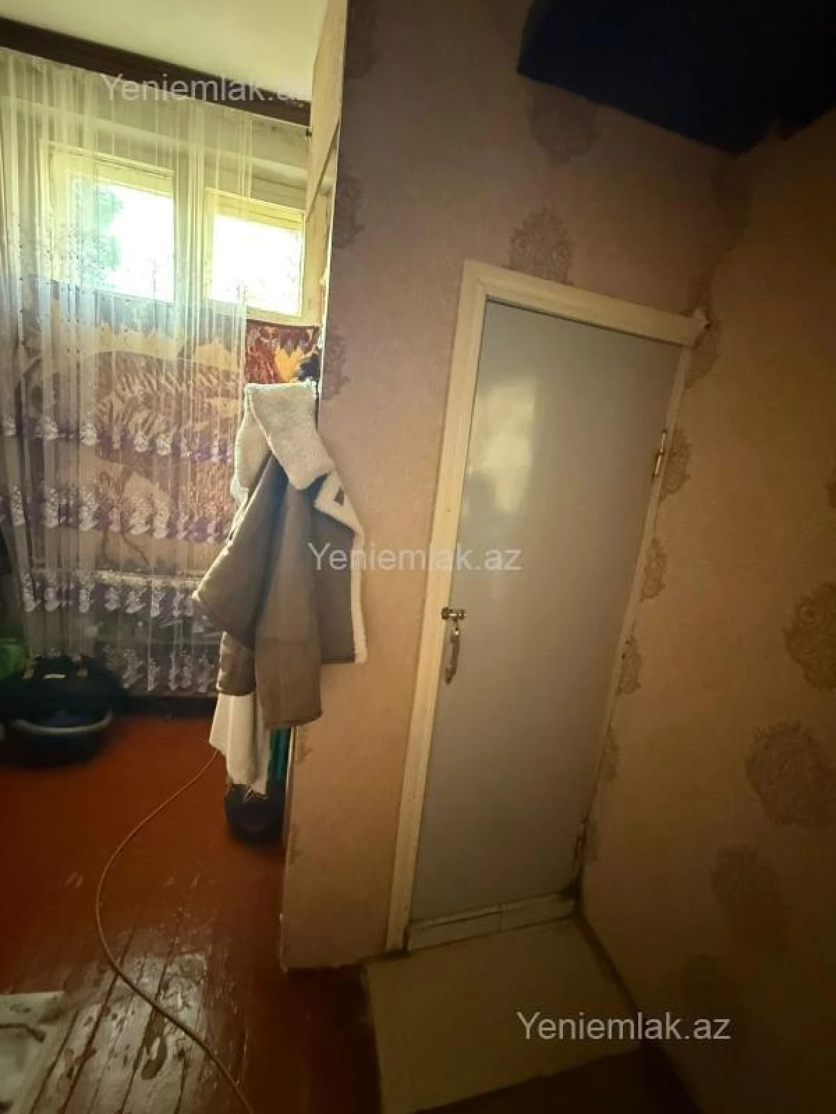 Satılır 2 otaqlı köhnə tikili 28 m²
