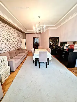 Satılır 3 otaqlı yeni tikili 90 m²