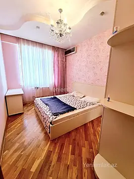 Satılır 3 otaqlı yeni tikili 90 m²