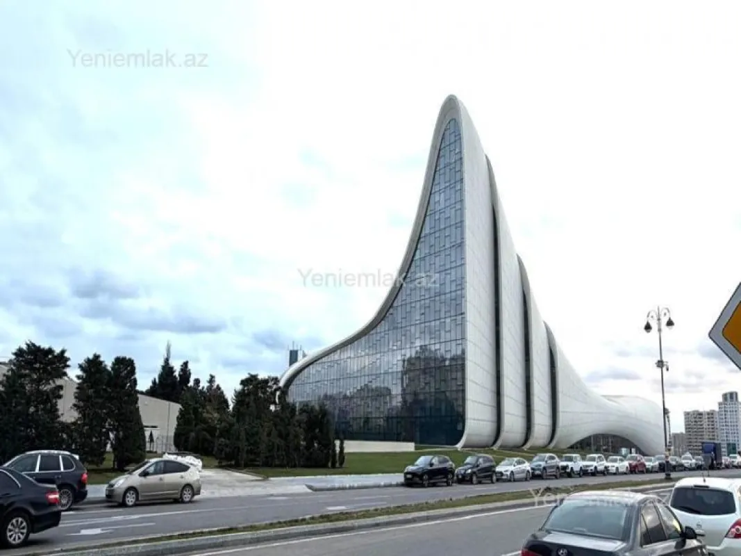 Satılır 3 otaqlı yeni tikili 90 m²