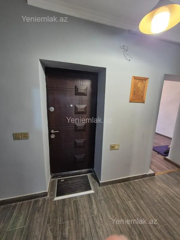 Satılır 2 otaqlı köhnə tikili 55 m²