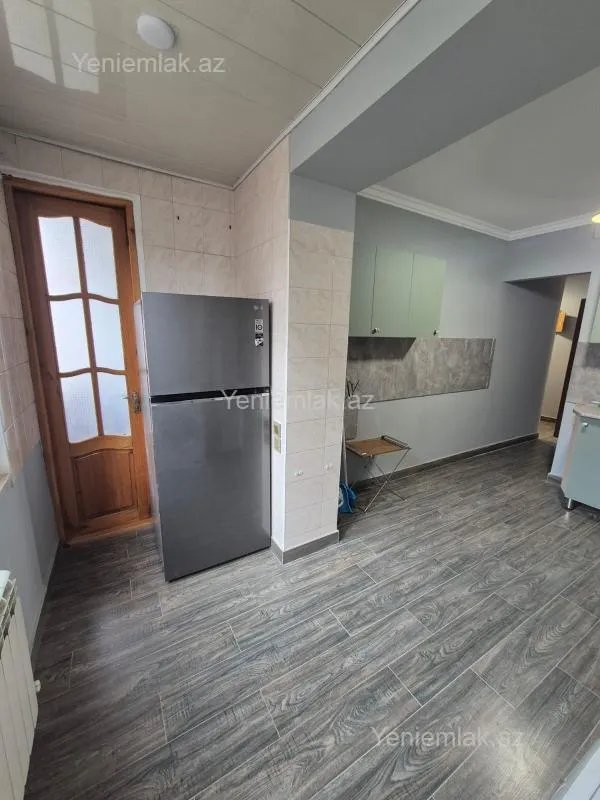 Satılır 2 otaqlı köhnə tikili 55 m²
