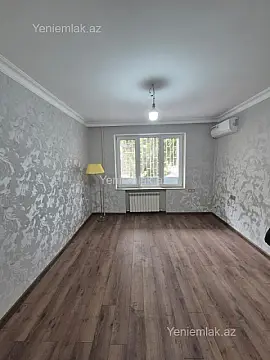 Satılır 2 otaqlı köhnə tikili 55 m²