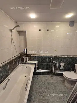 Satılır 2 otaqlı köhnə tikili 55 m²