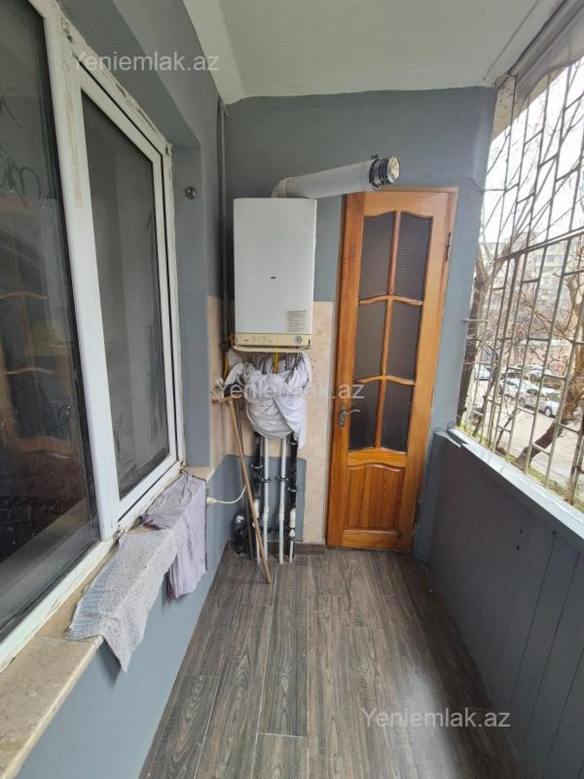 Satılır 2 otaqlı köhnə tikili 55 m²