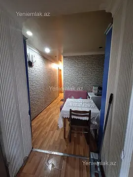 Satılır 3 otaqlı köhnə tikili 80 m²