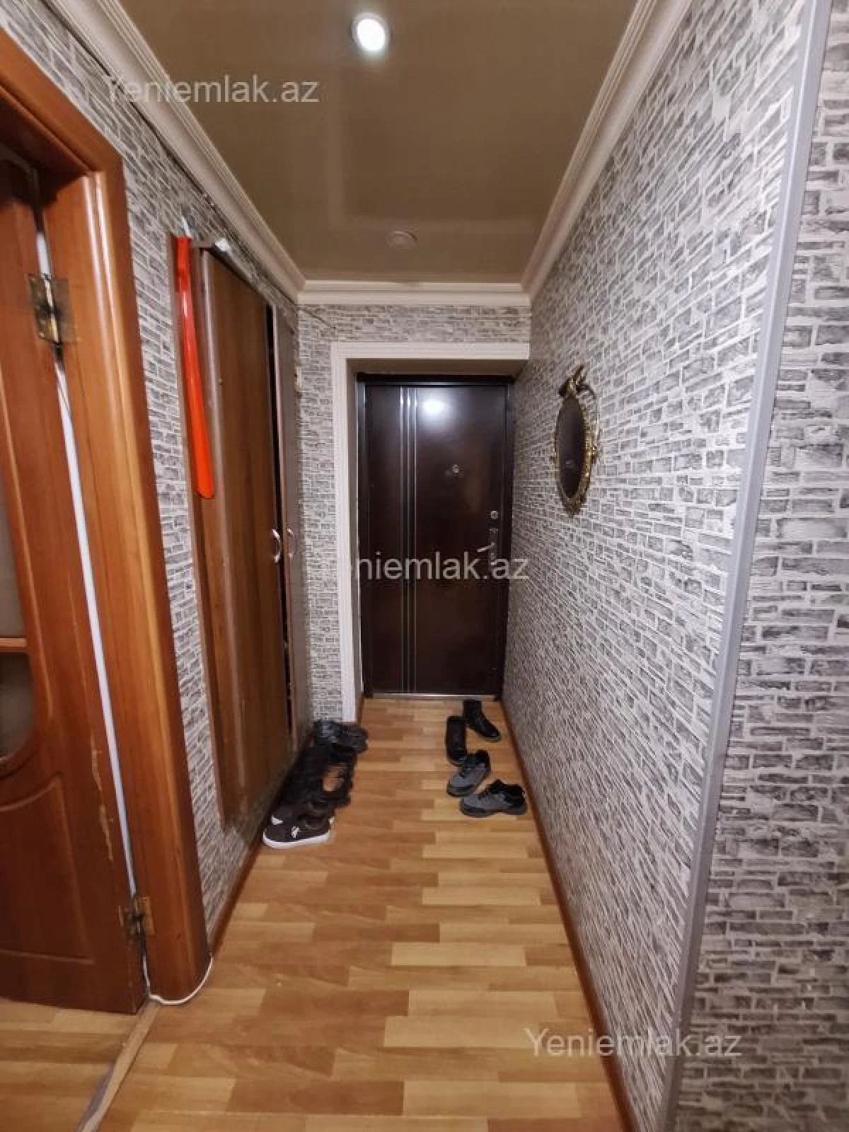 Satılır 3 otaqlı köhnə tikili 80 m²