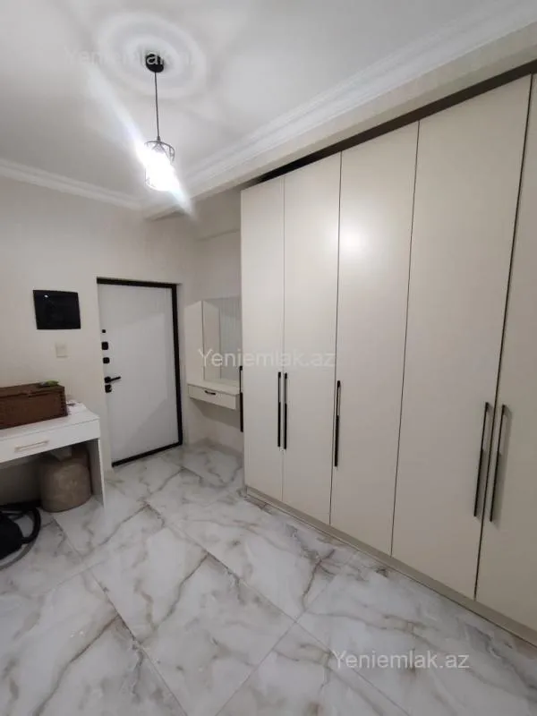 Satılır 2 otaqlı yeni tikili 58 m²