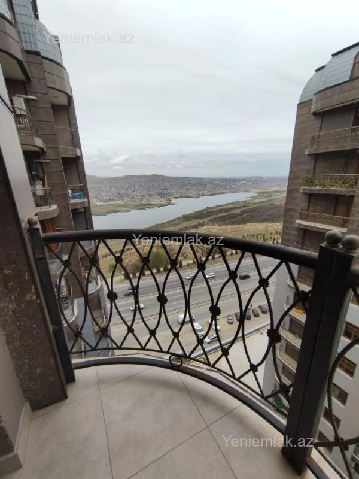 Satılır 2 otaqlı yeni tikili 58 m²