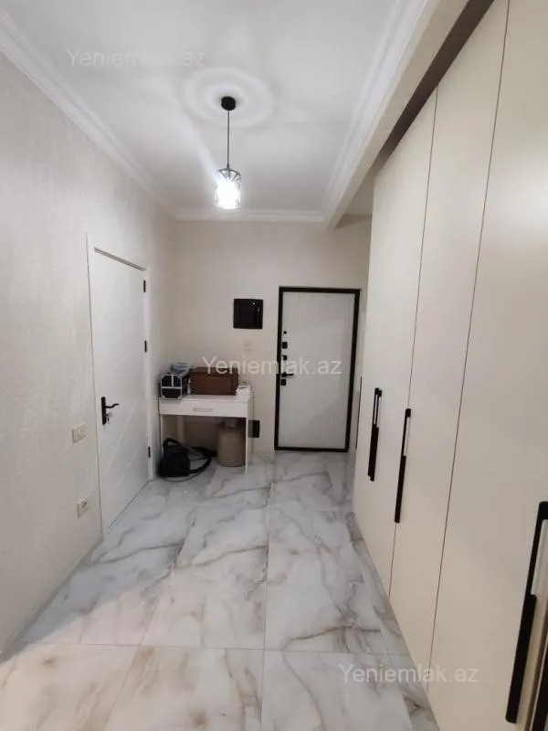 Satılır 2 otaqlı yeni tikili 58 m²