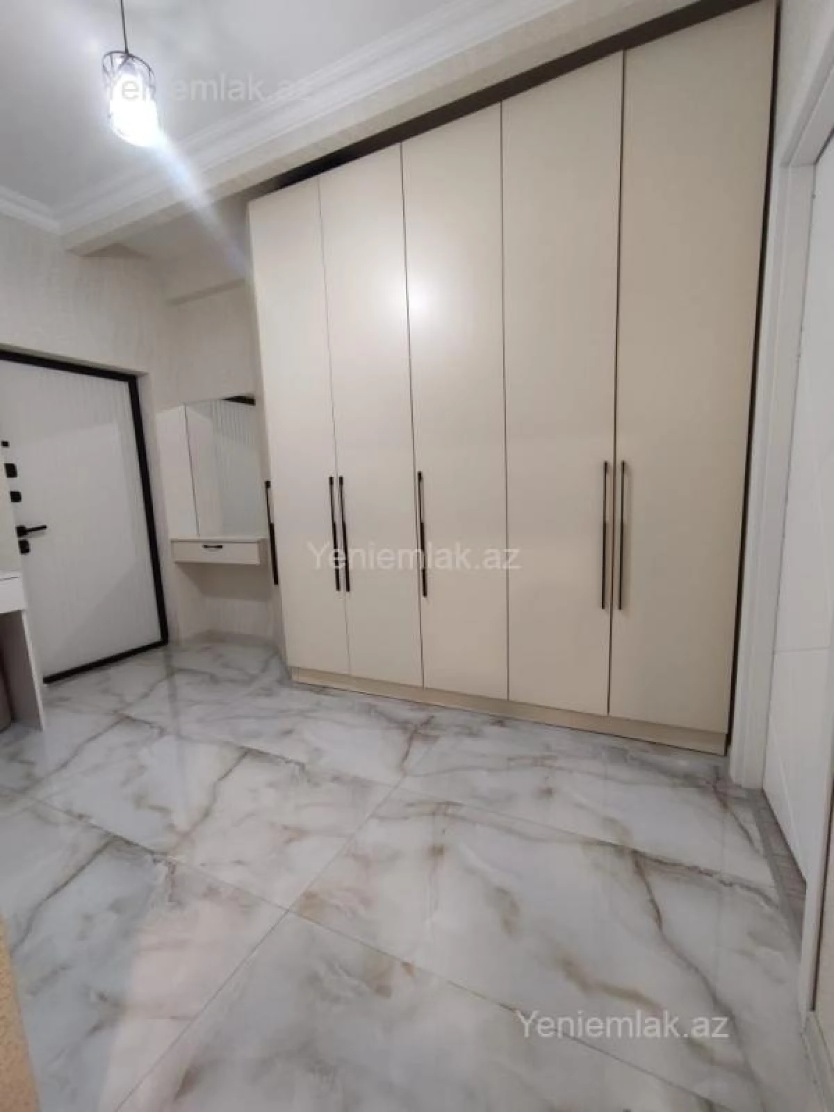 Satılır 2 otaqlı yeni tikili 58 m²