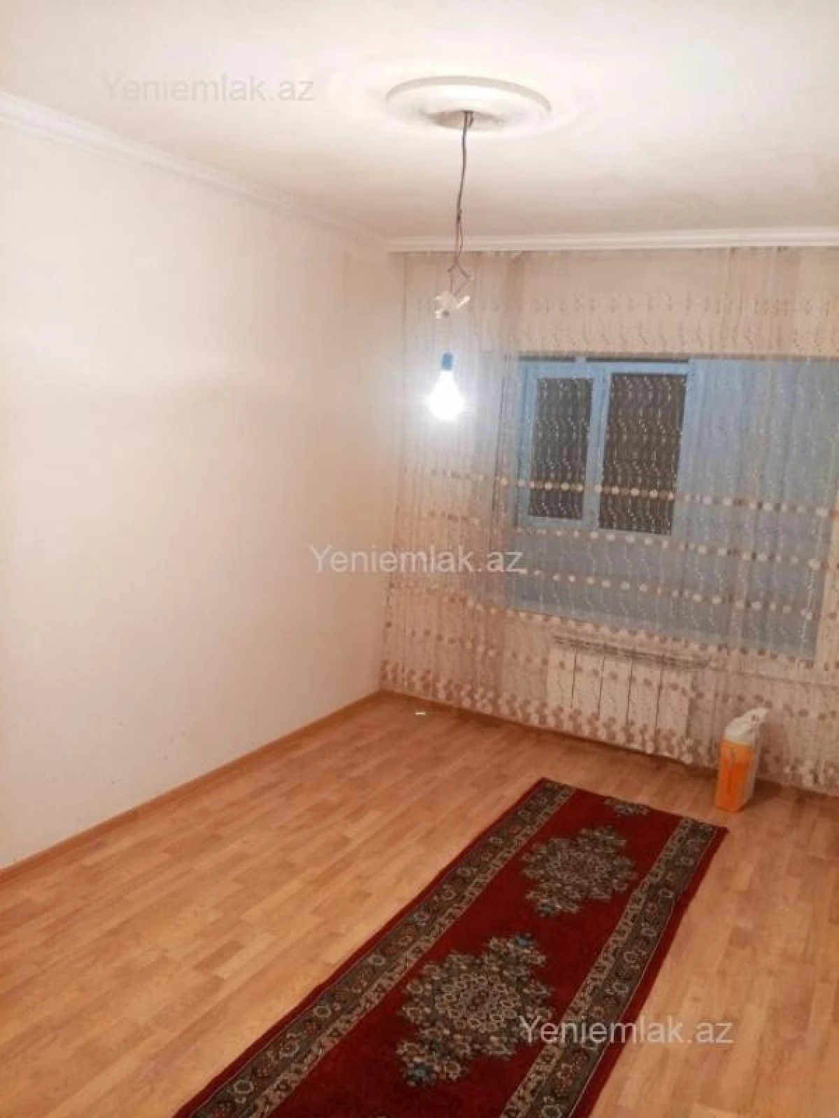 Satılır 1 otaqlı köhnə tikili 45 m²