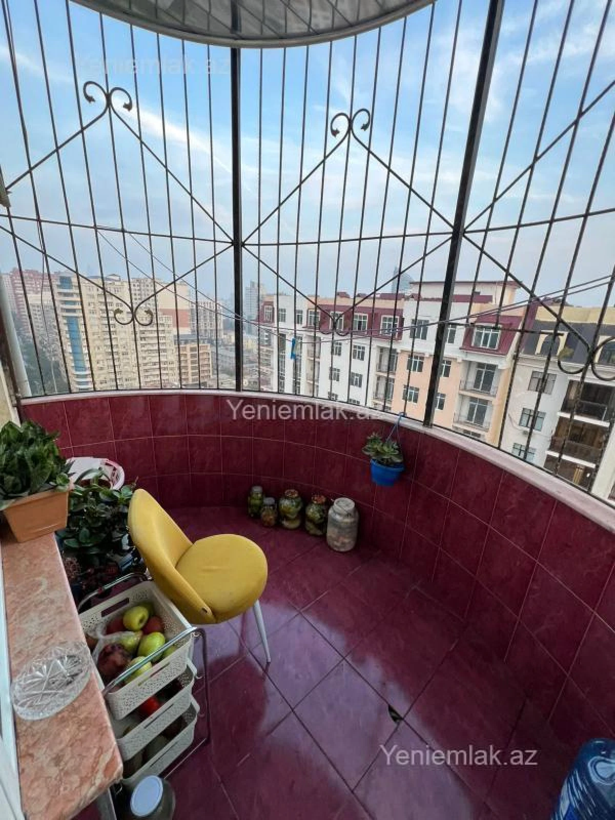 Satılır 4 otaqlı yeni tikili 180 m²
