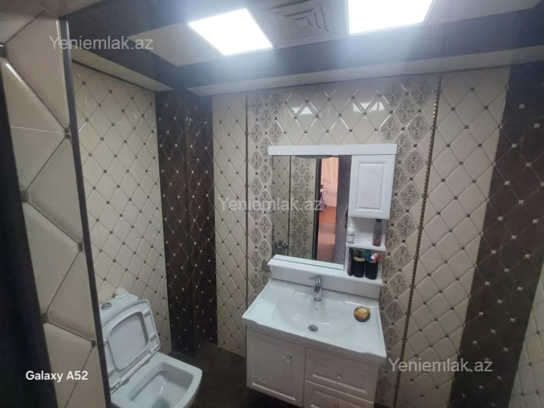 Satılır 4 otaqlı köhnə tikili 75 m²