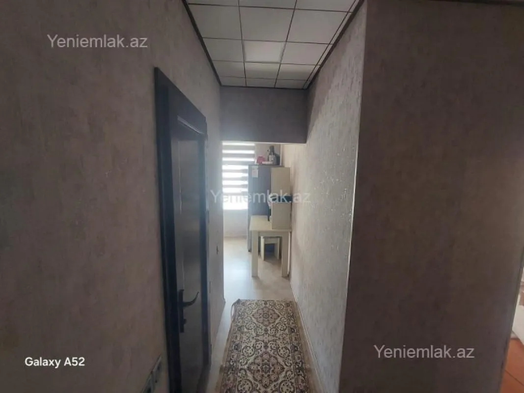 Satılır 4 otaqlı köhnə tikili 75 m²