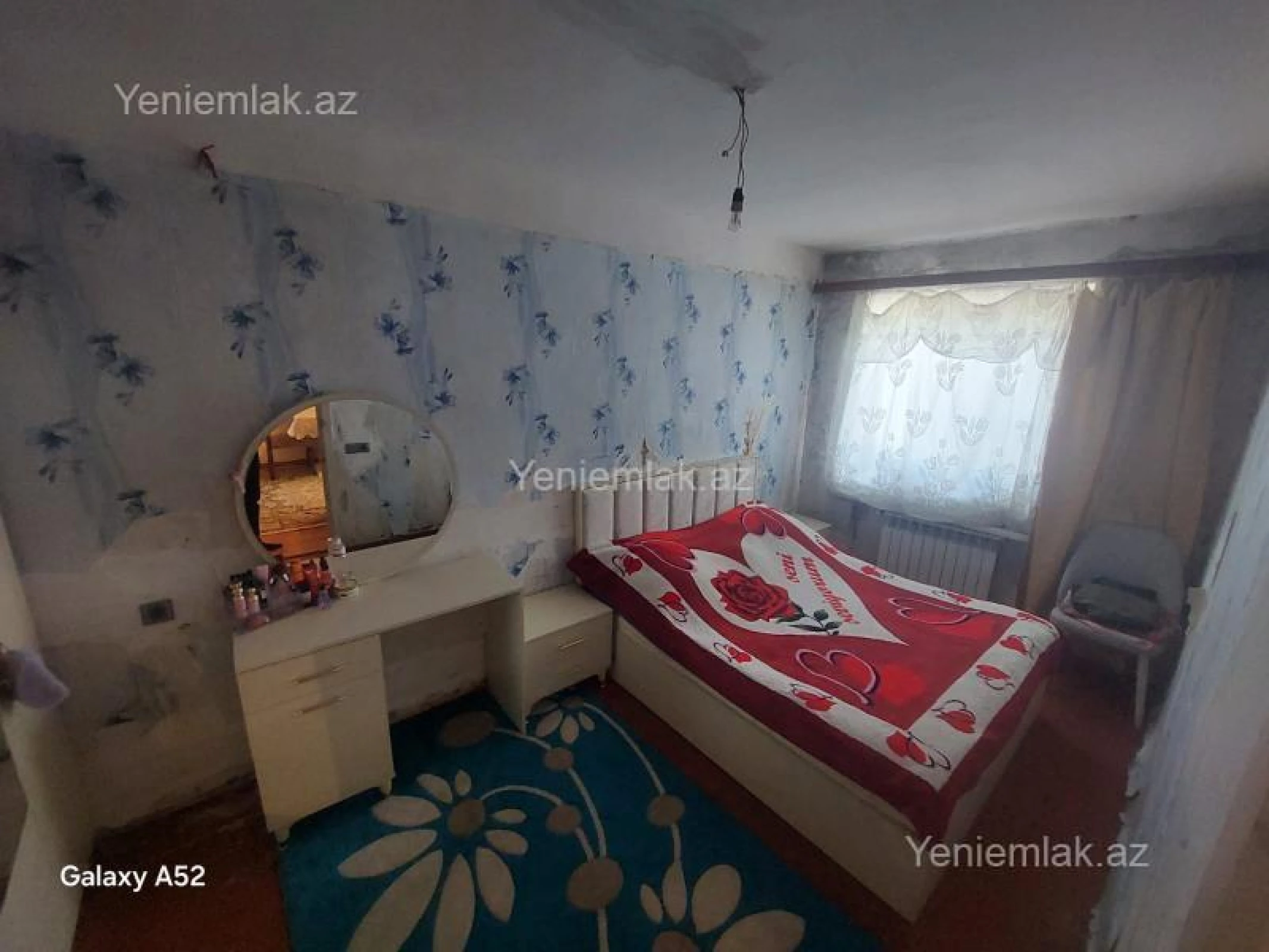 Satılır 4 otaqlı köhnə tikili 75 m²