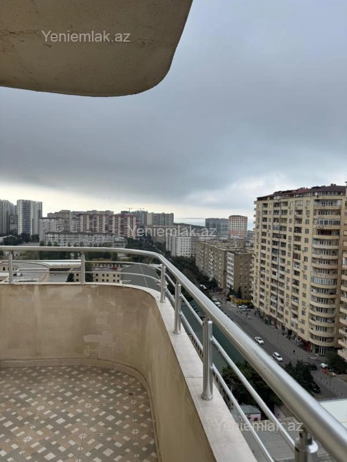 Satılır 3 otaqlı yeni tikili 118 m²
