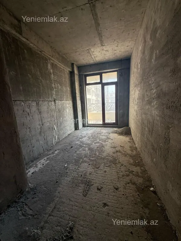 Satılır 4 otaqlı yeni tikili 148 m²