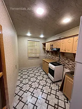 Satılır 3 otaqlı köhnə tikili 70 m² — Sumqayıt, 7-ci mikrorayon 3 otaq 70.00 m²