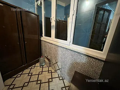Satılır 3 otaqlı köhnə tikili 70 m²