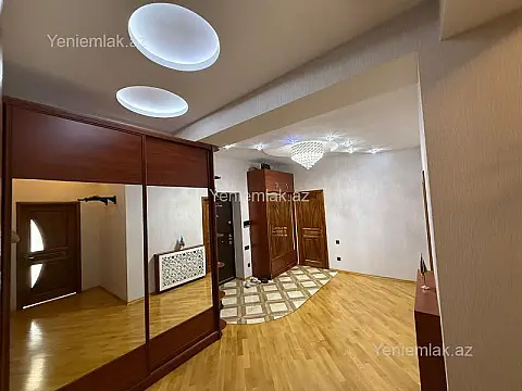 Satılır 3 otaqlı yeni tikili 168 m²