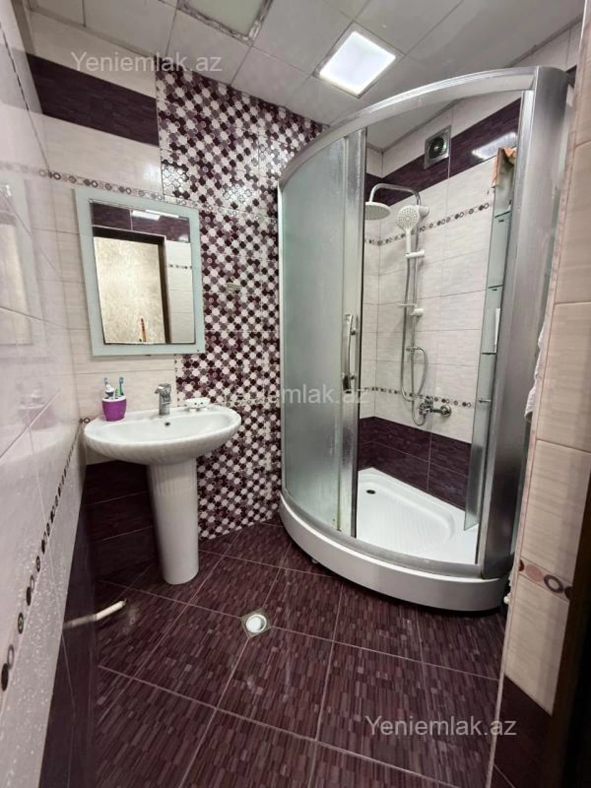 Satılır 3 otaqlı köhnə tikili 90 m²