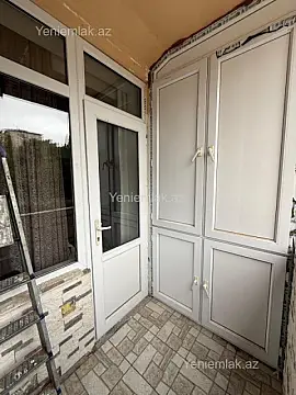 Satılır 3 otaqlı köhnə tikili 90 m²