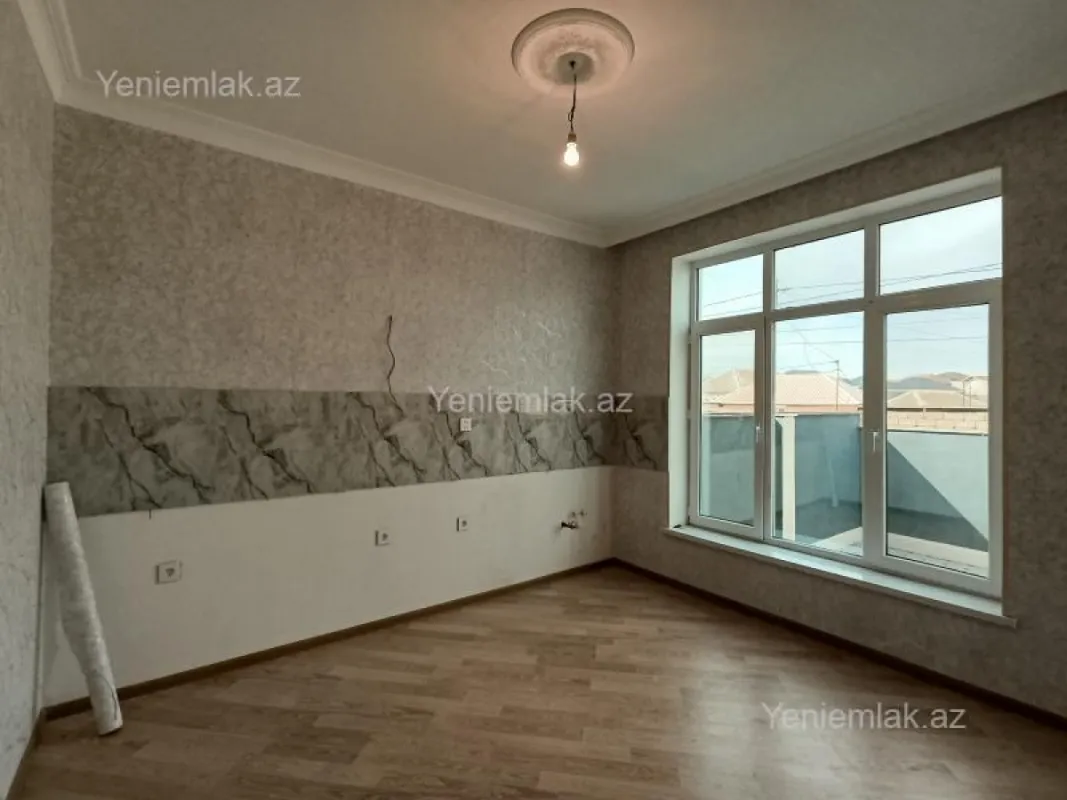 Satılır 4 otaqlı həyət evi 110 m²