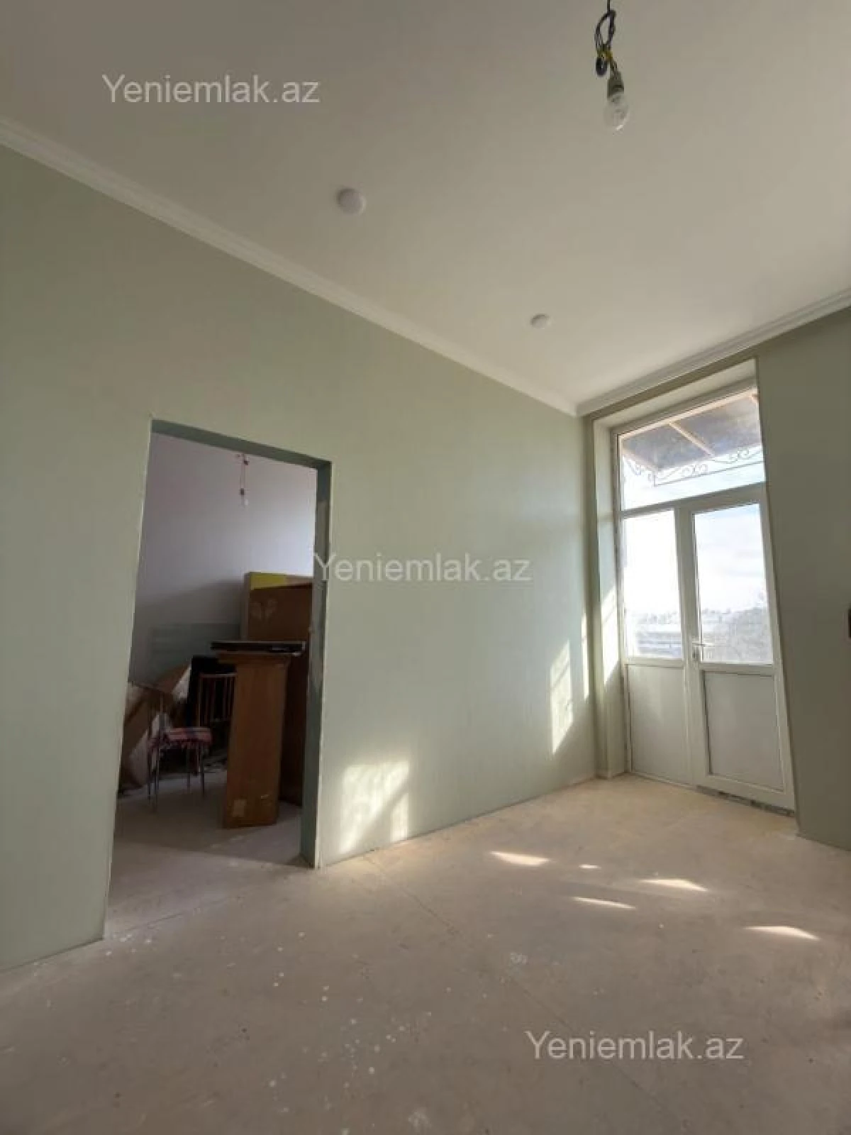 Satılır 3 otaqlı köhnə tikili 80 m²