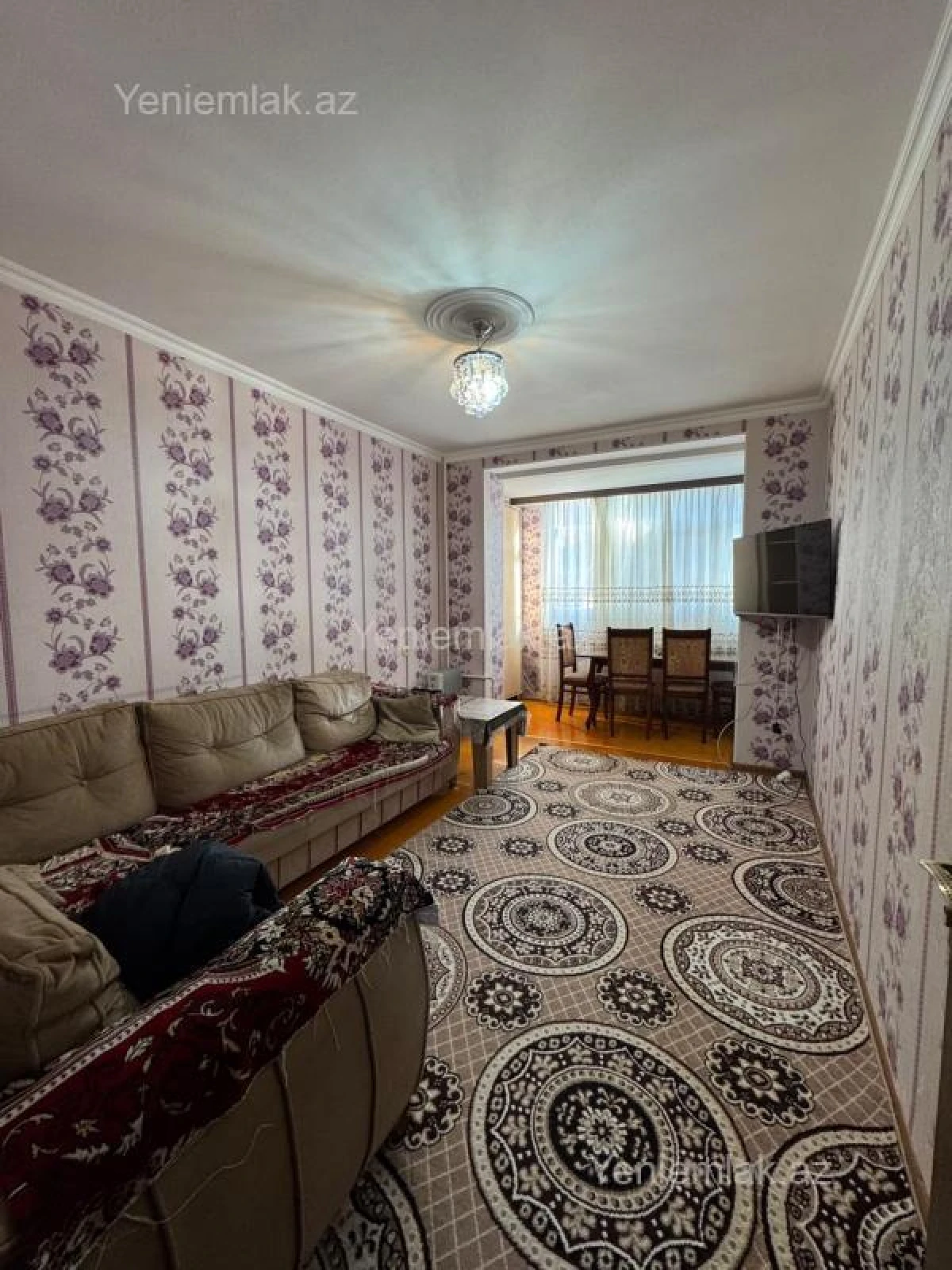 Satılır 2 otaqlı köhnə tikili 60 m²