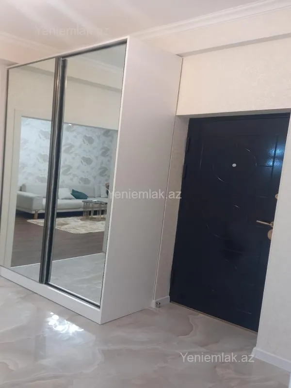 Satılır 2 otaqlı yeni tikili 75 m²