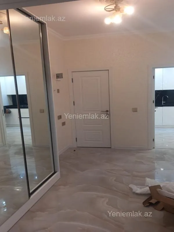 Satılır 2 otaqlı yeni tikili 75 m²