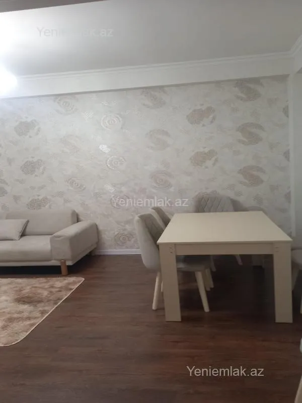 Satılır 2 otaqlı yeni tikili 75 m²