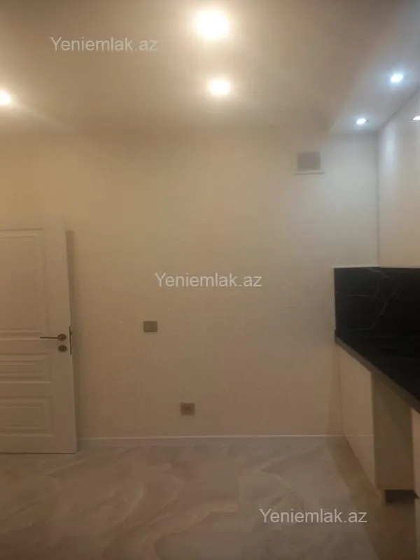 Satılır 2 otaqlı yeni tikili 75 m²