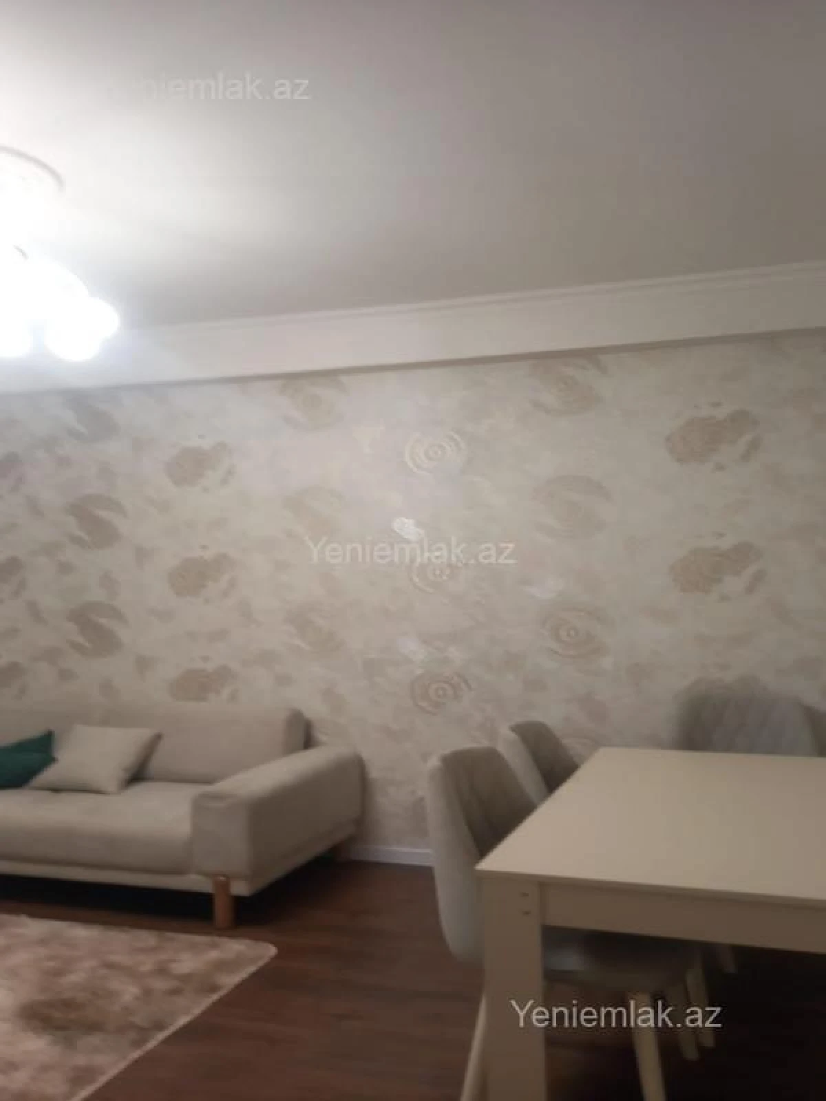 Satılır 2 otaqlı yeni tikili 75 m²