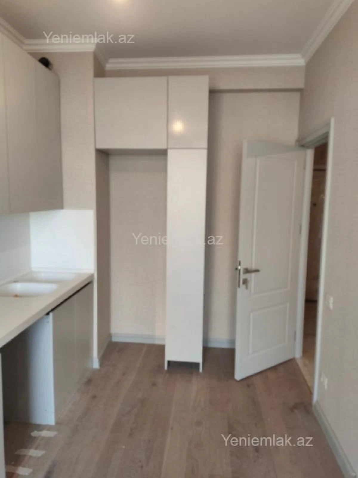 Satılır 2 otaqlı yeni tikili 61 m²
