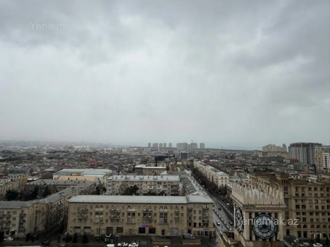 Satılır 3 otaqlı yeni tikili 110 m²