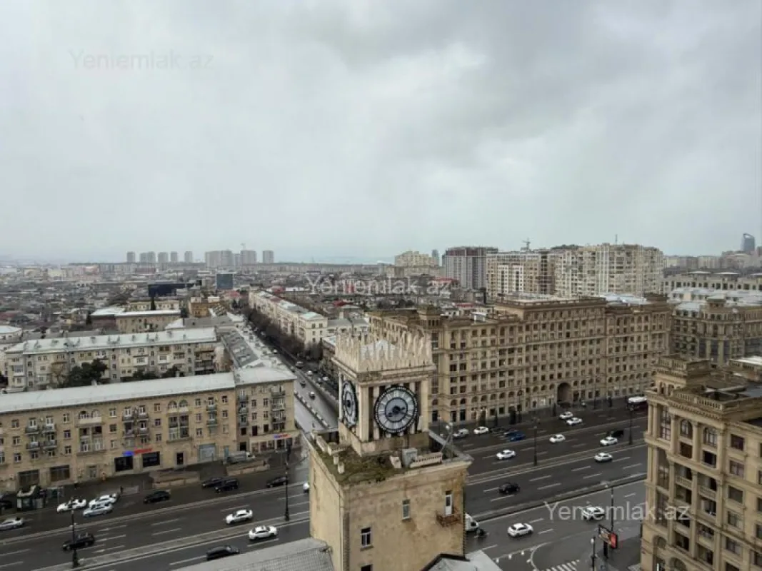 Satılır 3 otaqlı yeni tikili 110 m²