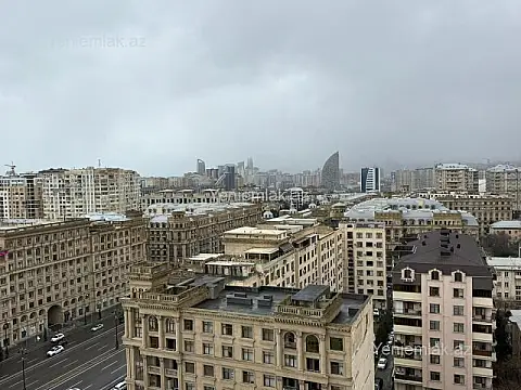 Satılır 3 otaqlı yeni tikili 110 m²