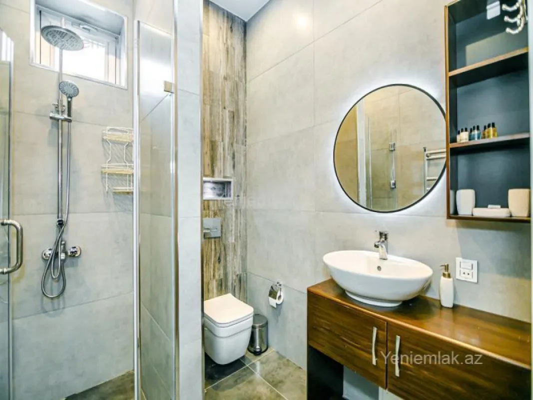 Satılır 16 otaqlı obyekt 1700 m²